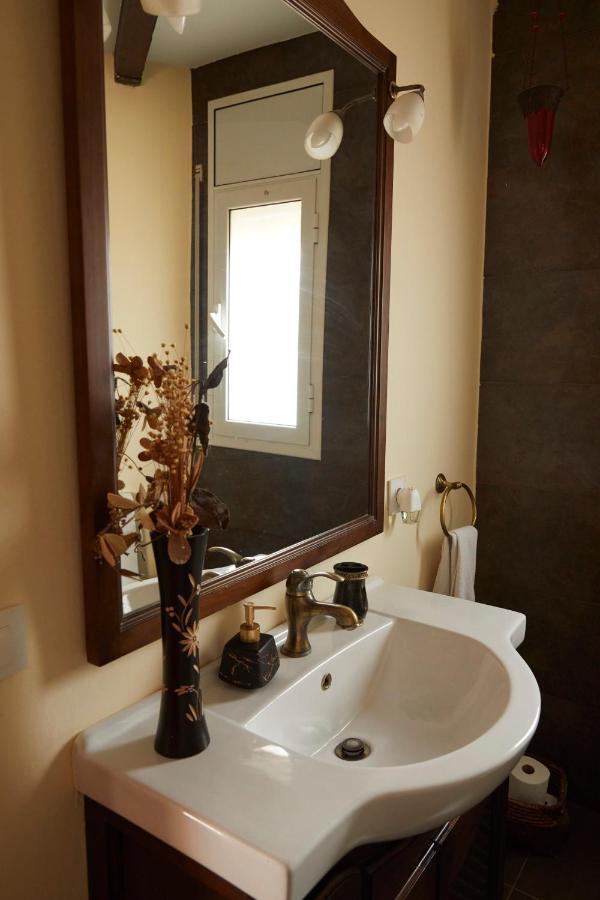 Amazing Vila Close To Sitges, Jacuzzi, Swimming Pool & Exellent Views 올리벨라 외부 사진