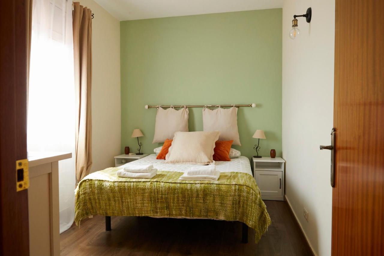 Amazing Vila Close To Sitges, Jacuzzi, Swimming Pool & Exellent Views 올리벨라 외부 사진